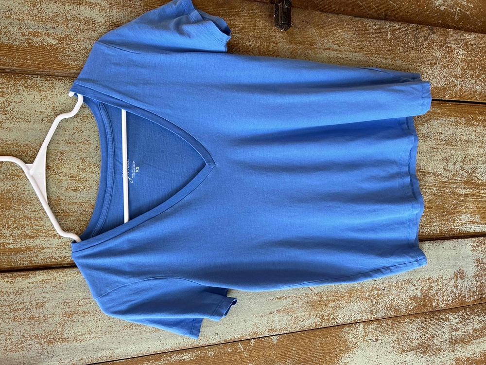 J Crew Woman Bright Blue Basic V-Neck Short Sleeve T-Shirt Size XS